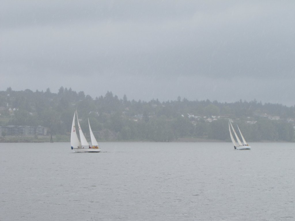ssscityofrosesleftandsssbeaveronthecolumbiariver.jpg